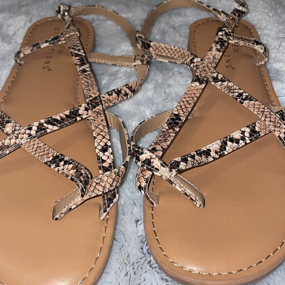new directions sandals! - Picture 3 of 3
